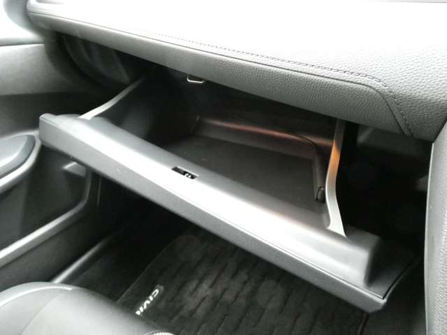 ホンダ シビック １．５ R2年 (関東) 99