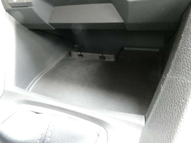 ホンダ シビック １．５ R2年 (関東) 99