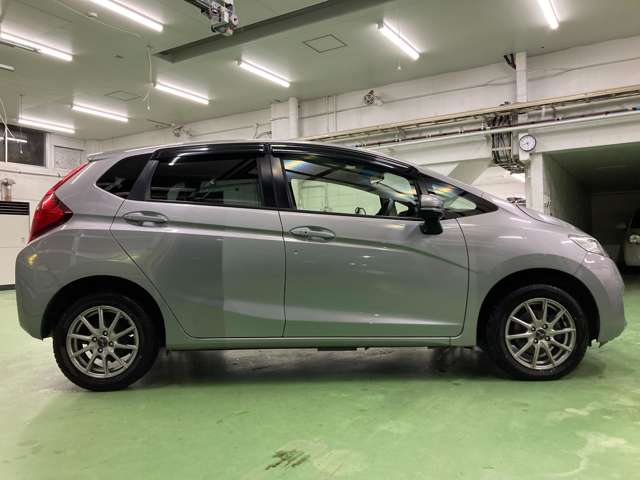 ホンダ フィット １．３ １３Ｇ Ｌパッケージ ４ＷＤ H26年 (北海道) 99