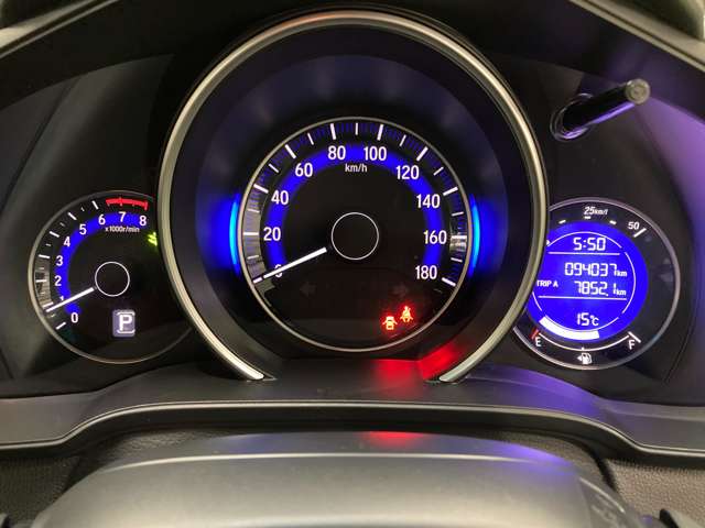 ホンダ フィット １．３ １３Ｇ Ｌパッケージ ４ＷＤ H26年 (北海道) 99