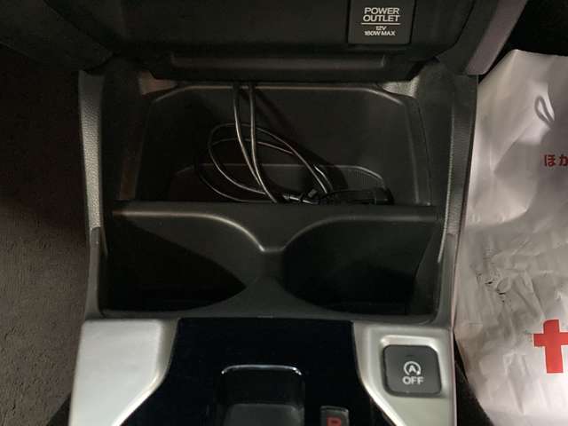 ホンダ フィット １．３ １３Ｇ Ｌパッケージ ４ＷＤ H26年 (北海道) 99