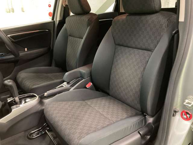 ホンダ フィット １．３ １３Ｇ Ｌパッケージ ４ＷＤ H26年 (北海道) 99