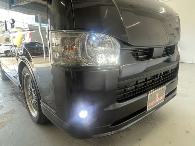 トヨタ ハイエースバン ２．８ スーパーＧＬ ダークプライムＩＩ ロングボディ ディーゼルターボ ４ＷＤ R4年 (北海道) 99