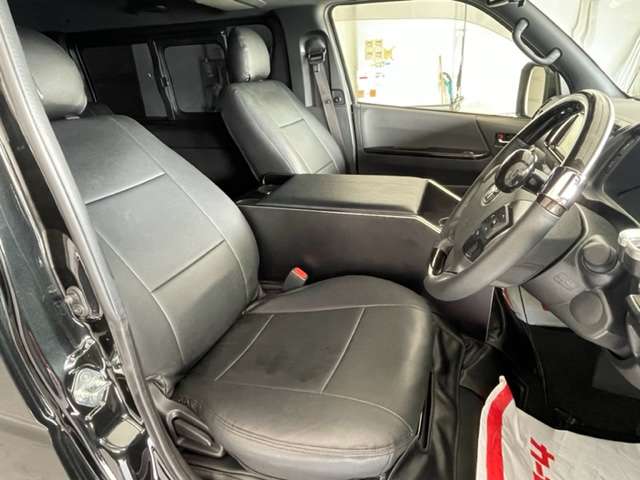 トヨタ ハイエースバン ２．８ スーパーＧＬ ダークプライムＩＩ ロングボディ ディーゼルターボ ４ＷＤ R4年 (北海道) 99