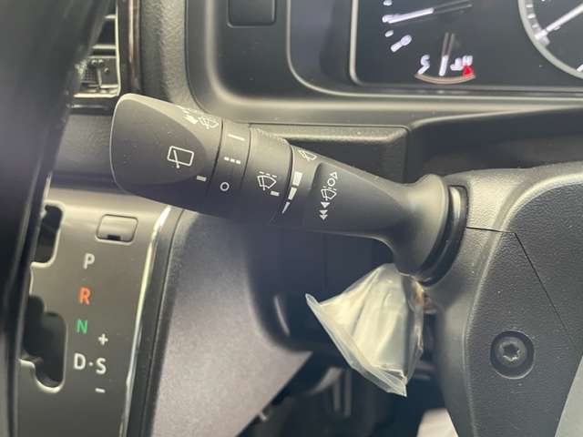 トヨタ ハイエースバン ２．８ スーパーＧＬ ダークプライムＩＩ ロングボディ ディーゼルターボ ４ＷＤ R4年 (北海道) 99