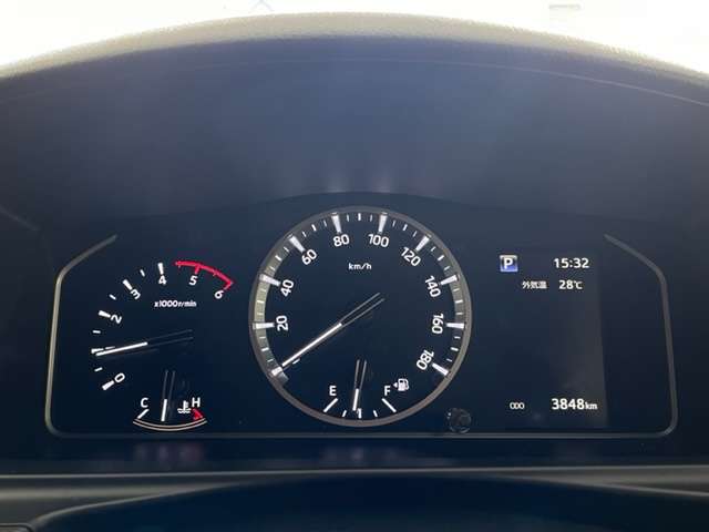 トヨタ ハイエースバン ２．８ スーパーＧＬ ダークプライムＩＩ ロングボディ ディーゼルターボ ４ＷＤ R4年 (北海道) 99