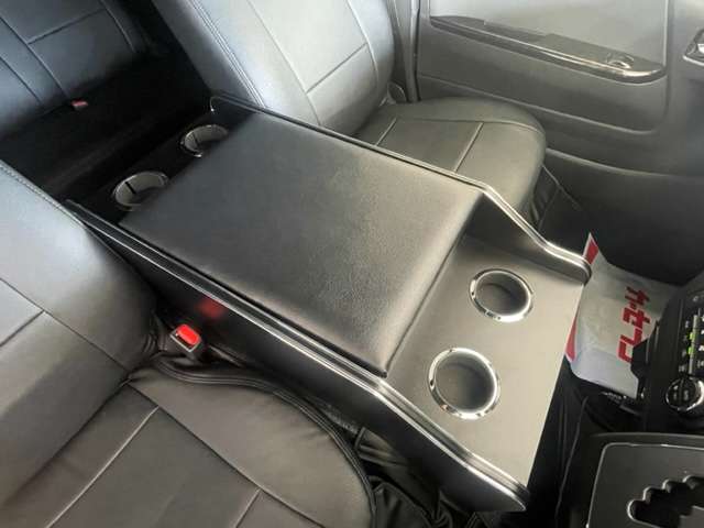 トヨタ ハイエースバン ２．８ スーパーＧＬ ダークプライムＩＩ ロングボディ ディーゼルターボ ４ＷＤ R4年 (北海道) 99