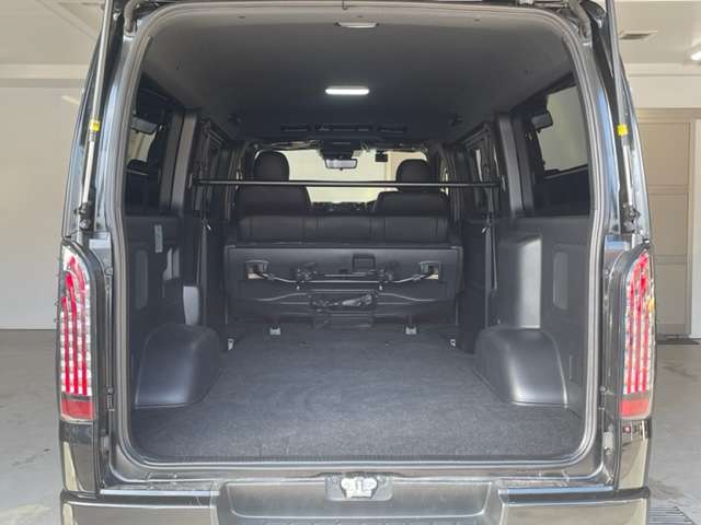 トヨタ ハイエースバン ２．８ スーパーＧＬ ダークプライムＩＩ ロングボディ ディーゼルターボ ４ＷＤ R4年 (北海道) 99