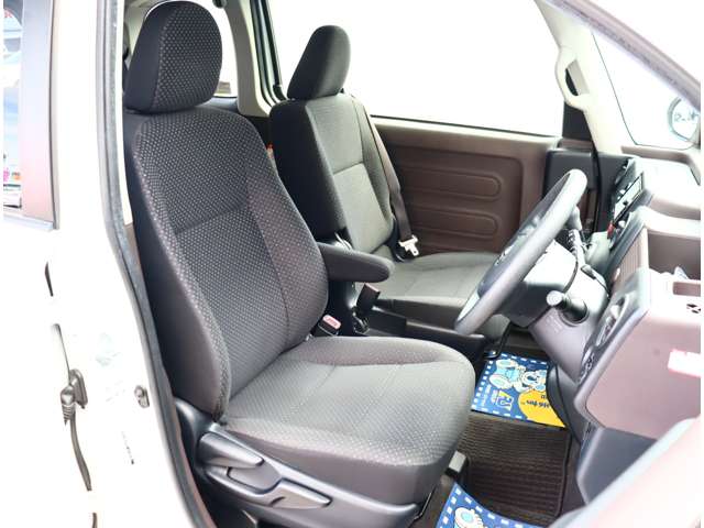 トヨタ ポルテ Ｆ H28年 (関東) 99