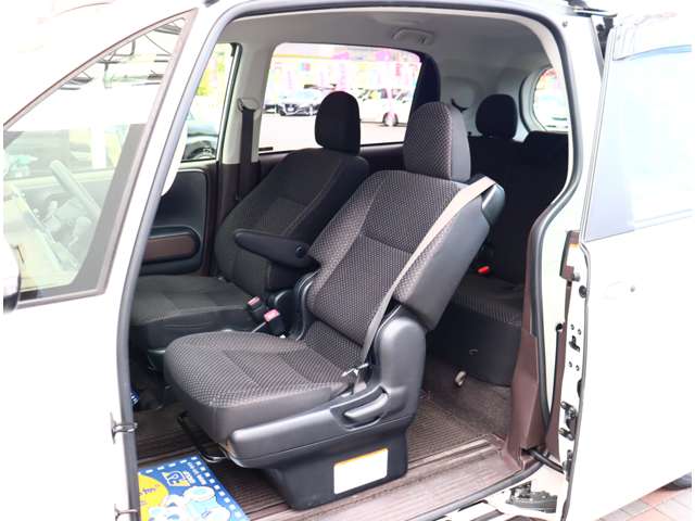 トヨタ ポルテ Ｆ H28年 (関東) 99