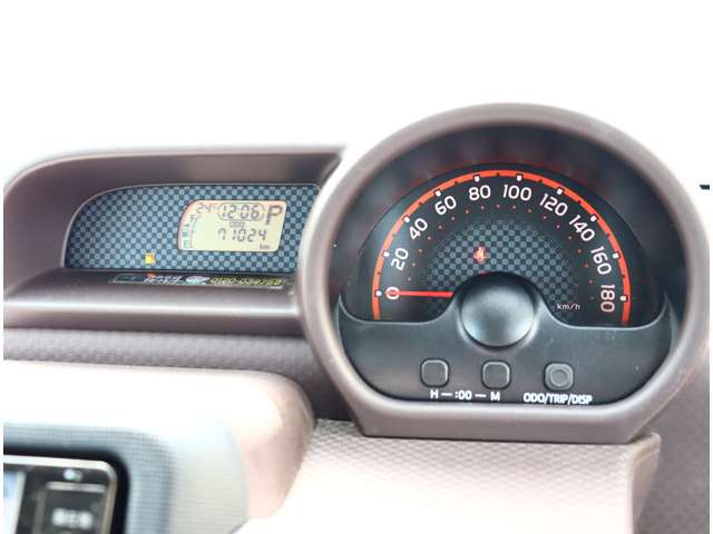 トヨタ ポルテ Ｆ H28年 (関東) 99