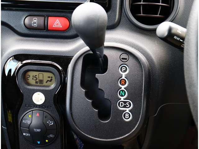 トヨタ ポルテ Ｆ H28年 (関東) 99