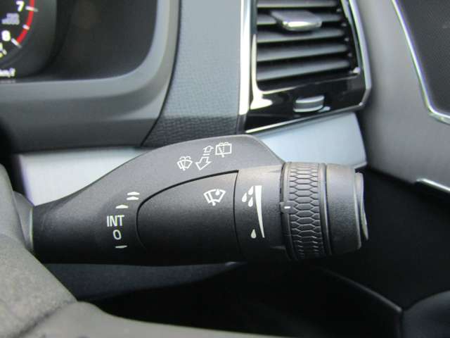 ボルボ ＸＣ９０ Ｂ５ ＡＷＤ モメンタム ４ＷＤ R2年 (関東) 99