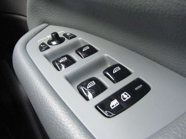 ボルボ ＸＣ９０ Ｂ５ ＡＷＤ モメンタム ４ＷＤ R2年 (関東) 99