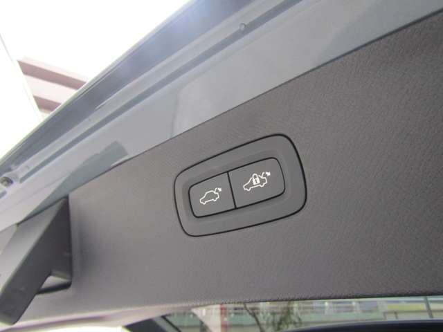 ボルボ ＸＣ９０ Ｂ５ ＡＷＤ モメンタム ４ＷＤ R2年 (関東) 99