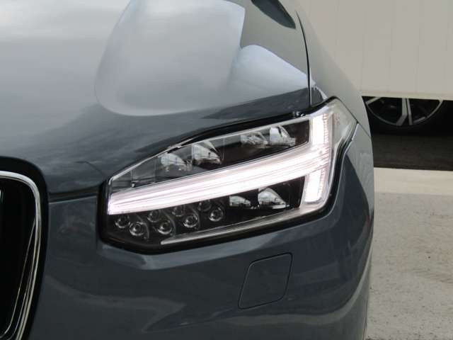 ボルボ ＸＣ９０ Ｂ５ ＡＷＤ モメンタム ４ＷＤ R2年 (関東) 99