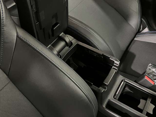 スバル レヴォーグ １．６ ＧＴ－Ｓ アイサイト ４ＷＤ H26年 (北海道) 99