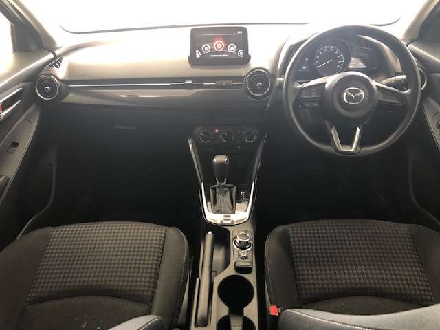 マツダ デミオ １．３ １３Ｓ ４ＷＤ H30年 (北海道) 99