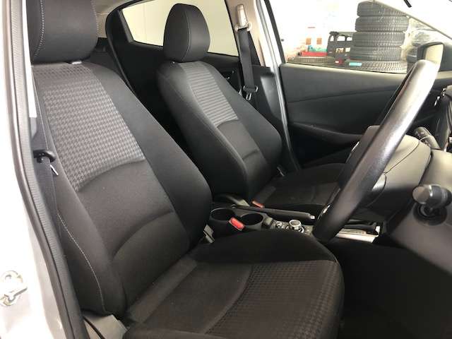 マツダ デミオ １．３ １３Ｓ ４ＷＤ H30年 (北海道) 99