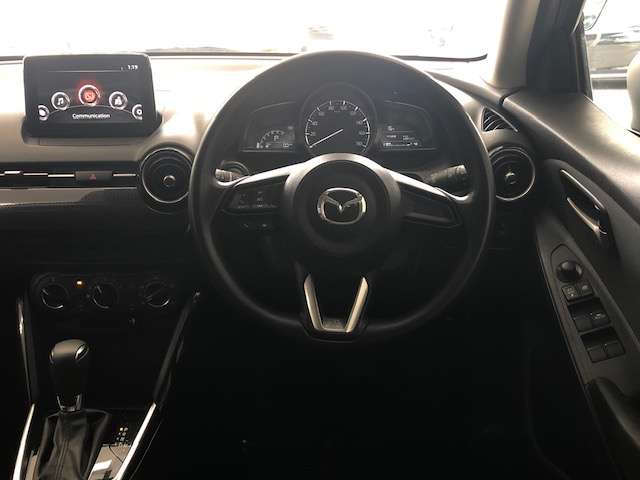 マツダ デミオ １．３ １３Ｓ ４ＷＤ H30年 (北海道) 99