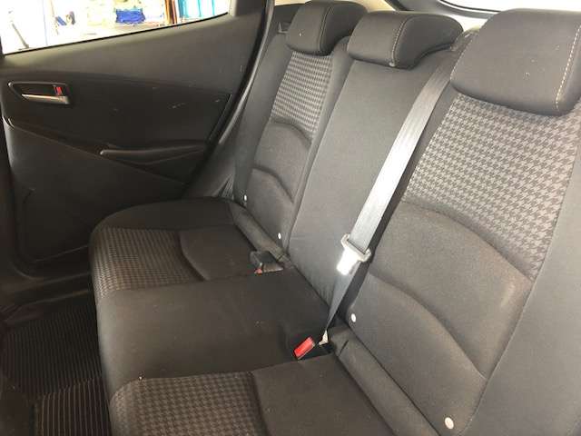 マツダ デミオ １．３ １３Ｓ ４ＷＤ H30年 (北海道) 99