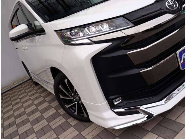 トヨタ ノア Ｓ−Ｚ R5年 (関東) 99