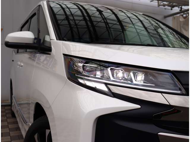 トヨタ ノア Ｓ−Ｚ R5年 (関東) 99