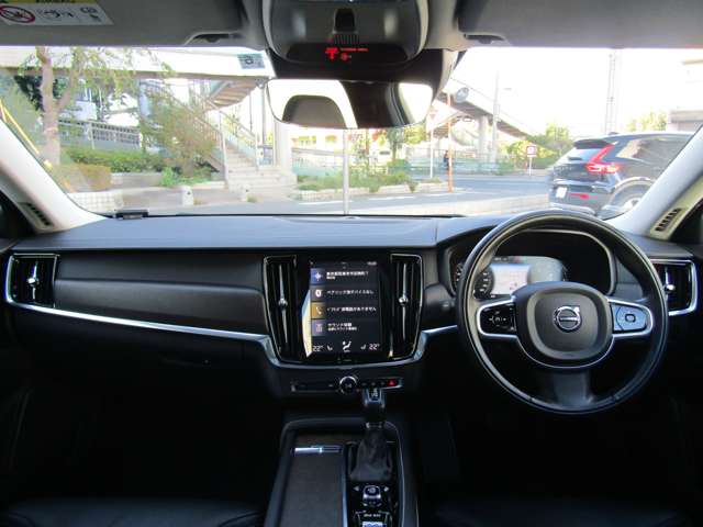 ボルボ Ｖ９０クロスカントリー Ｄ４ ＡＷＤ サマム ディーゼルターボ ４ＷＤ R1年 (関東) 99