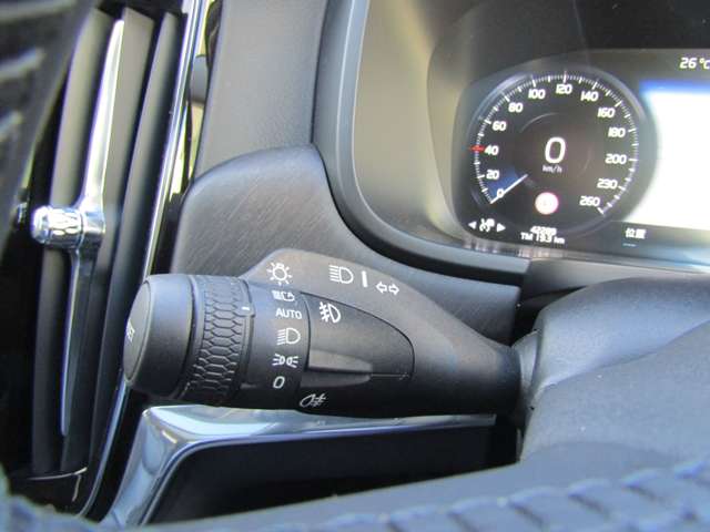 ボルボ Ｖ９０クロスカントリー Ｄ４ ＡＷＤ サマム ディーゼルターボ ４ＷＤ R1年 (関東) 99