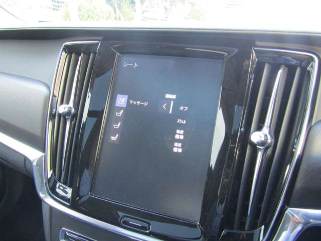 ボルボ Ｖ９０クロスカントリー Ｄ４ ＡＷＤ サマム ディーゼルターボ ４ＷＤ R1年 (関東) 99