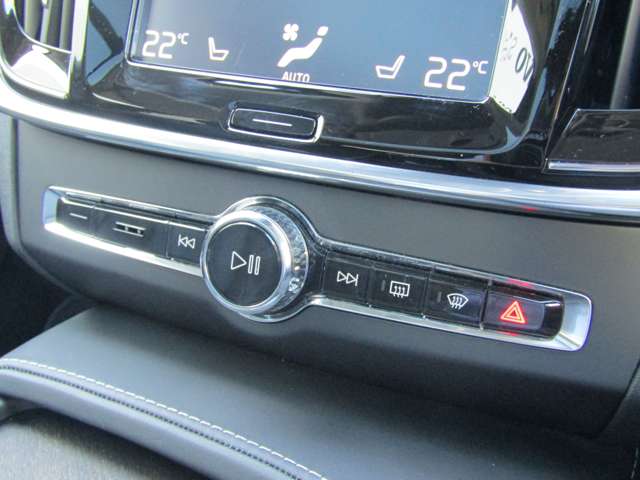 ボルボ Ｖ９０クロスカントリー Ｄ４ ＡＷＤ サマム ディーゼルターボ ４ＷＤ R1年 (関東) 99