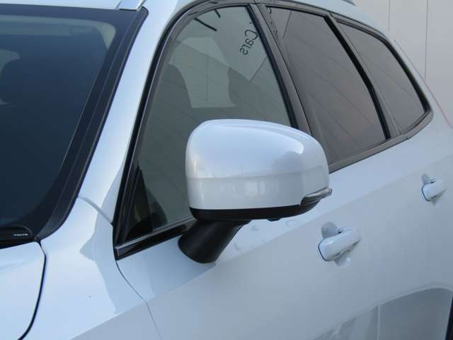 ボルボ Ｖ９０クロスカントリー Ｄ４ ＡＷＤ サマム ディーゼルターボ ４ＷＤ R1年 (関東) 99