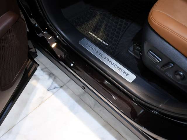 米国トヨタ ハイランダー ３．５Ｖ６ リミテッド プラチナム ４ＷＤ R3年 (関東) 99