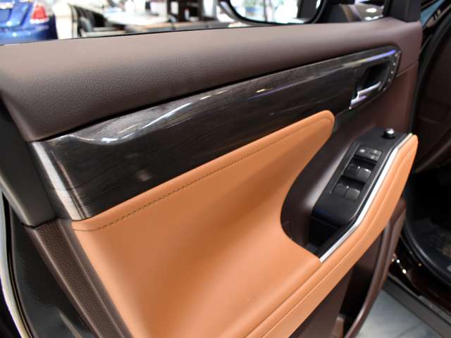 米国トヨタ ハイランダー ３．５Ｖ６ リミテッド プラチナム ４ＷＤ R3年 (関東) 99