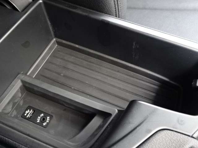 ＢＭＷ １シリーズ １１８ｉ　セレブレーションエディション　マイスタイル H28年 (近畿) 99