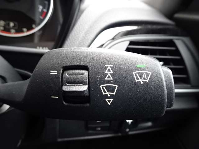 ＢＭＷ １シリーズ １１８ｉ　セレブレーションエディション　マイスタイル H28年 (近畿) 99