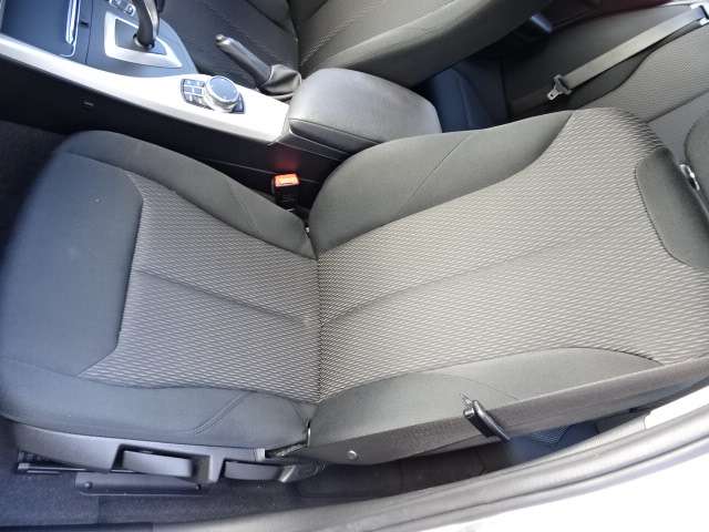 ＢＭＷ １シリーズ １１８ｉ H30年 (近畿) 99