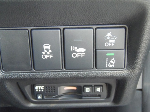 ホンダ ステップワゴン　ハイブリッド ２．０ スパーダ ハイブリッド Ｇ ＥＸ ホンダセンシング R1年 (東海) 99