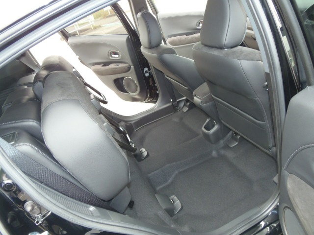 ホンダ ヴェゼル １．５ ハイブリッド ＲＳ ホンダセンシング H30年 (東海) 99