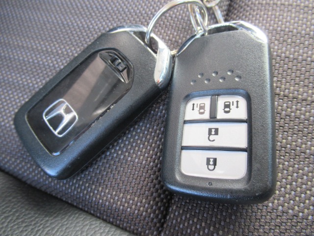 ホンダ フリード １．５ モデューロＸ ホンダセンシング H30年 (関東) 99