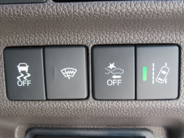 ホンダ フリード １．５ モデューロＸ ホンダセンシング H30年 (関東) 99