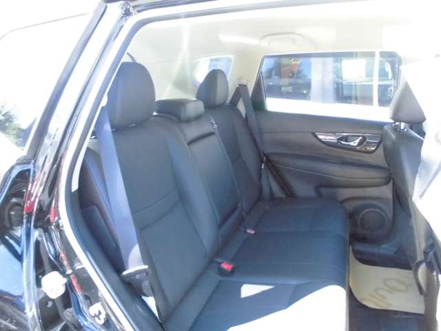 日産 エクストレイル　ハイブリッド ２．０ ２０ＸＩ ハイブリッド ４ＷＤ R1年 (関東) 99