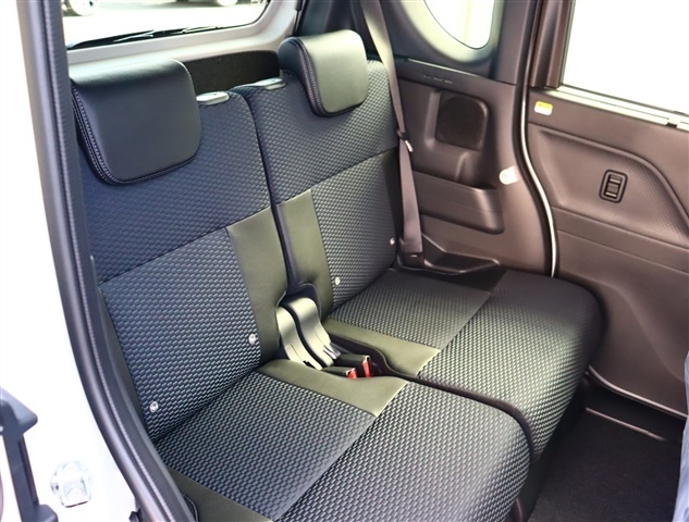 ダイハツ タント ６６０ カスタム ＲＳ R5年 (関東) 99