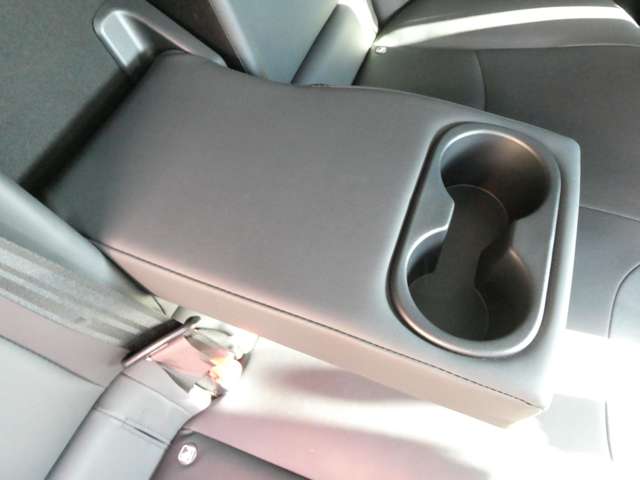 トヨタ プリウス １．８ Ｓ ツーリングセレクション R1年 (関東) 99