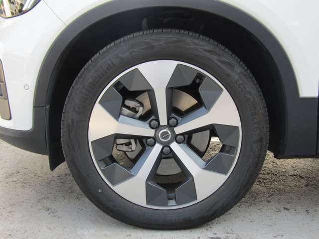 ボルボ ＸＣ４０ アルティメット Ｂ４ ＡＷＤ ４ＷＤ R5年 (関東) 99