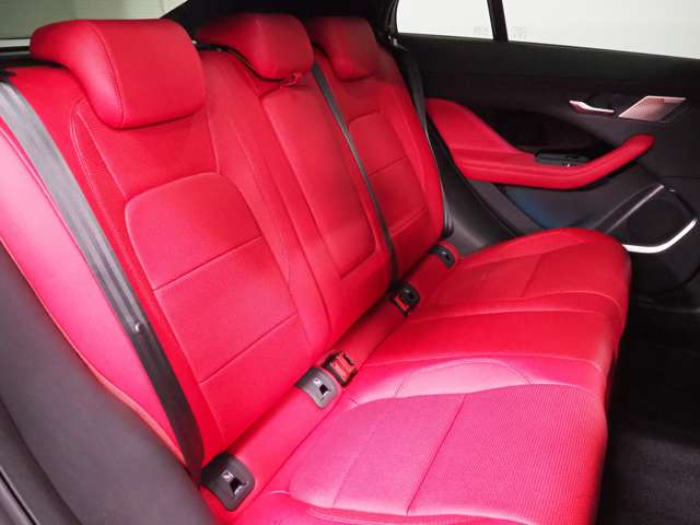 ジャガー Ｉペース ＨＳＥ ４ＷＤ R1年 (関東) 99