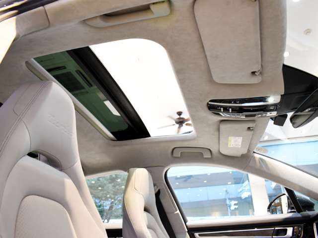 ポルシェ パナメーラ ターボ ＰＤＫ ４ＷＤ H29年 (関東) 99