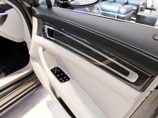 ポルシェ パナメーラ ターボ ＰＤＫ ４ＷＤ H29年 (関東) 99