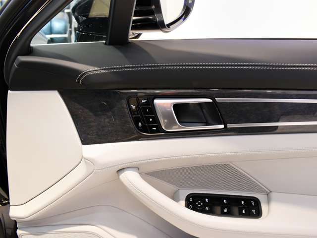 ポルシェ パナメーラ ターボ ＰＤＫ ４ＷＤ H29年 (関東) 99