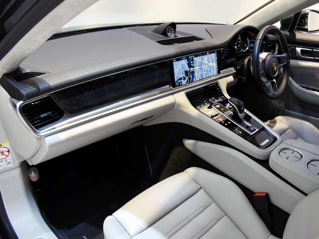 ポルシェ パナメーラ ターボ ＰＤＫ ４ＷＤ H29年 (関東) 99